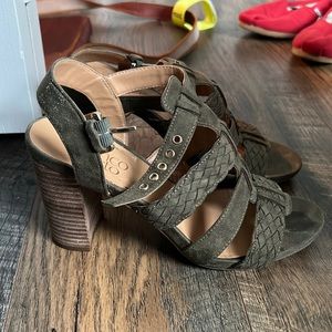 Franco Sarto Olive Block Heels Size 7